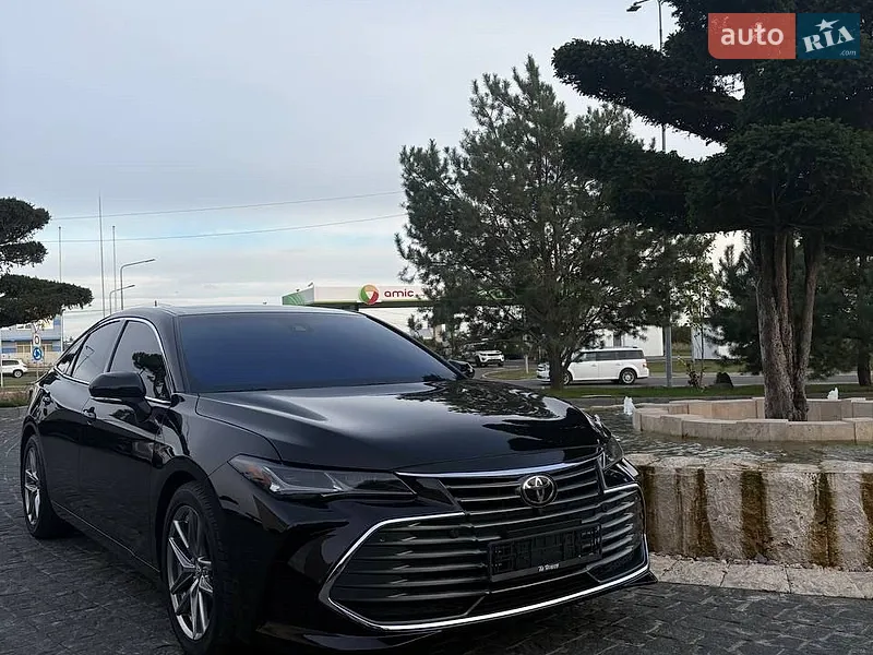 Toyota Avalon 2018