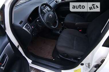 Мінівен Toyota Avensis Verso 2006 в 
