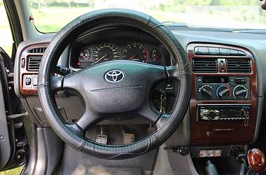 Седан Toyota Avensis 1998 в Херсоне