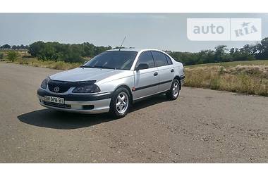 Седан Toyota Avensis 2002 в Одессе