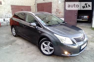 Універсал Toyota Avensis 2011 в Львові