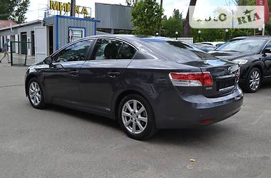 Седан Toyota Avensis 2011 в Киеве