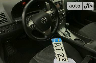 Универсал Toyota Avensis 2011 в Коломые