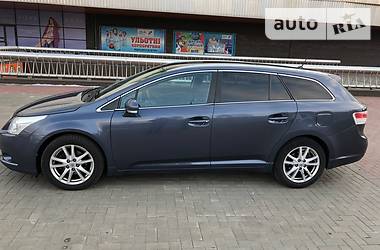 Универсал Toyota Avensis 2010 в Луцке