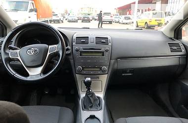 Универсал Toyota Avensis 2010 в Луцке