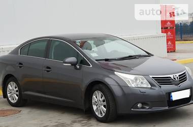 Седан Toyota Avensis 2010 в Одессе