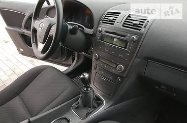 Седан Toyota Avensis 2010 в Одессе