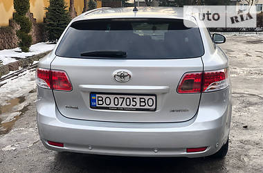 Универсал Toyota Avensis 2011 в Тернополе