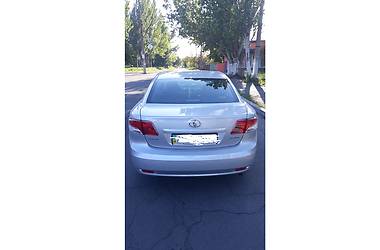 Хетчбек Toyota Avensis 2011 в 