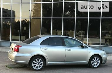 Седан Toyota Avensis 2003 в 