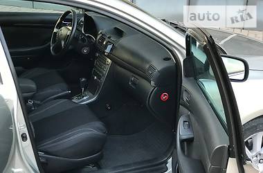 Седан Toyota Avensis 2003 в 