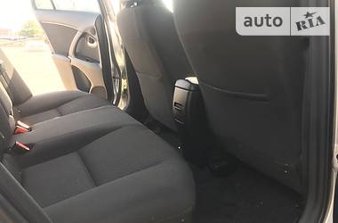 Універсал Toyota Avensis 2010 в 