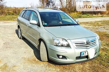 Універсал Toyota Avensis 2009 в Коломиї