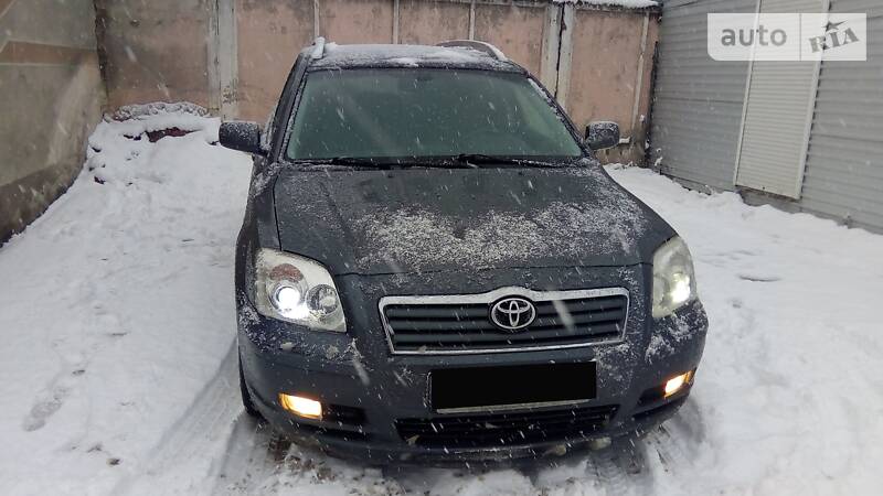 Универсал Toyota Avensis 2006 в Тернополе