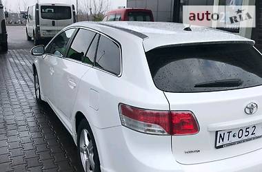 Универсал Toyota Avensis 2009 в Ровно