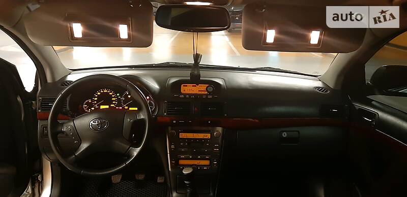 Универсал Toyota Avensis 2005 в Запорожье