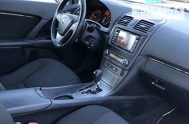Універсал Toyota Avensis 2010 в 