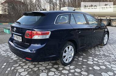 Універсал Toyota Avensis 2010 в 