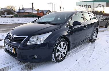 Універсал Toyota Avensis 2010 в Вінниці