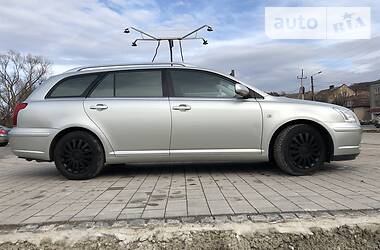 Універсал Toyota Avensis 2004 в 