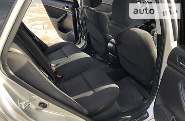 Універсал Toyota Avensis 2004 в 