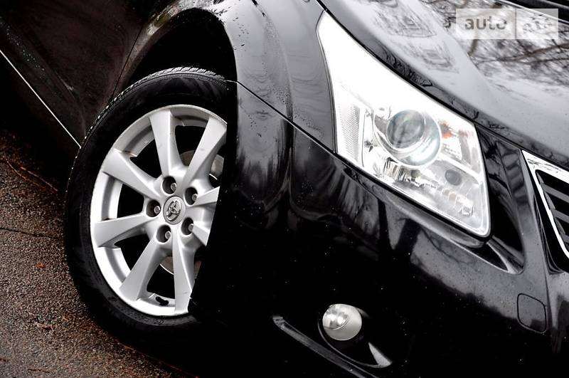Седан Toyota Avensis 2012 в Киеве фото 11 Седан Toyota Avensis 2012 в Киеве