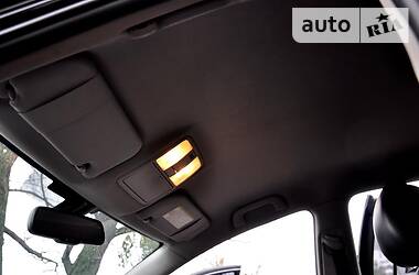 Седан Toyota Avensis 2012 в 
