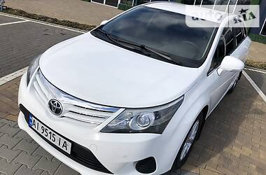 Універсал Toyota Avensis 2012 в 