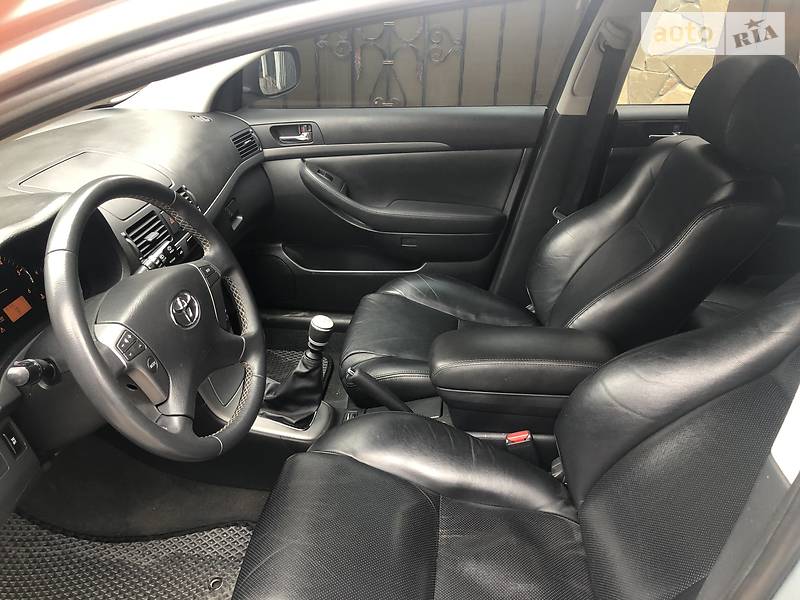 Універсал Toyota Avensis 2007 в Львові