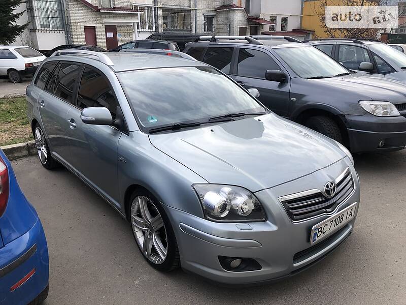 Універсал Toyota Avensis 2007 в Львові