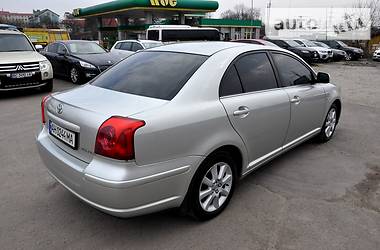 Седан Toyota Avensis 2006 в 