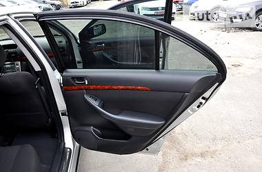 Седан Toyota Avensis 2006 в 