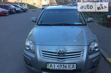 Седан Toyota Avensis 2008 в Києві