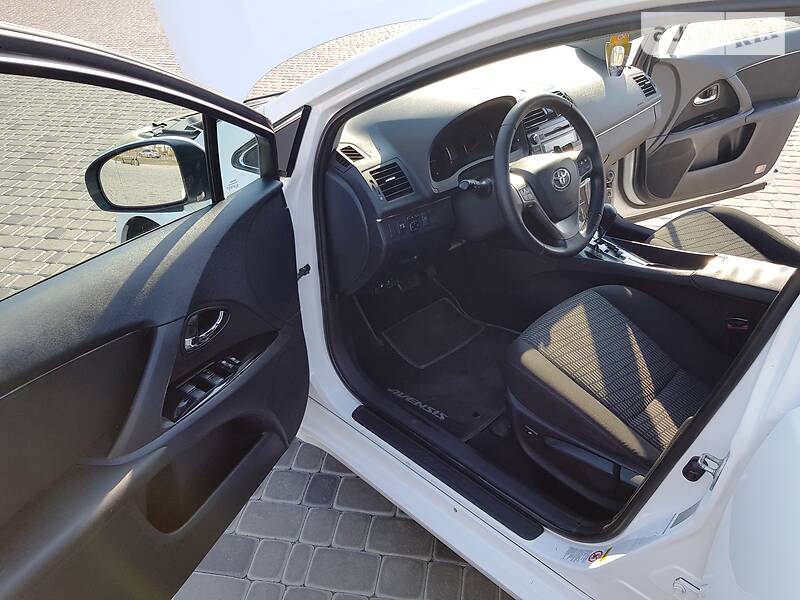 Універсал Toyota Avensis 2010 в Білій Церкві
