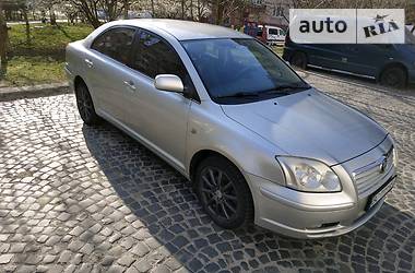 Седан Toyota Avensis 2004 в Львове