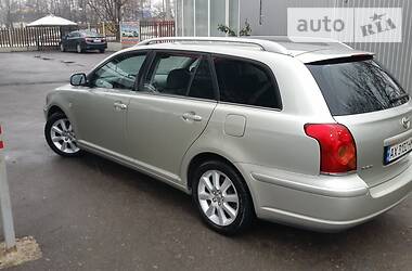 Универсал Toyota Avensis 2004 в 