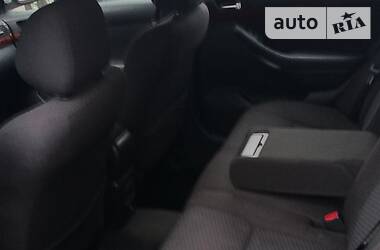 Универсал Toyota Avensis 2004 в 