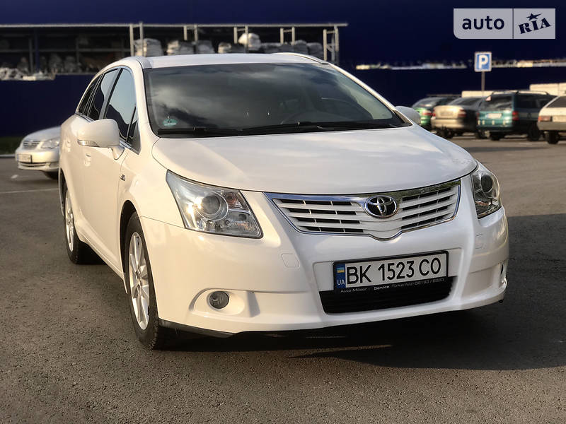 Універсал Toyota Avensis 2011 в Дубні фото 6 Універсал Toyota Avensis 2011 в Дубні