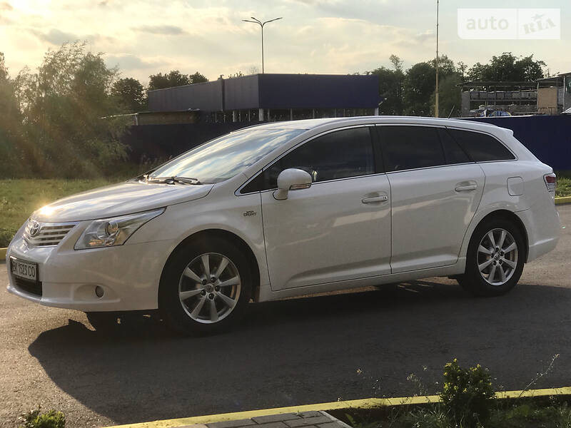 Універсал Toyota Avensis 2011 в Дубні фото 11 Універсал Toyota Avensis 2011 в Дубні