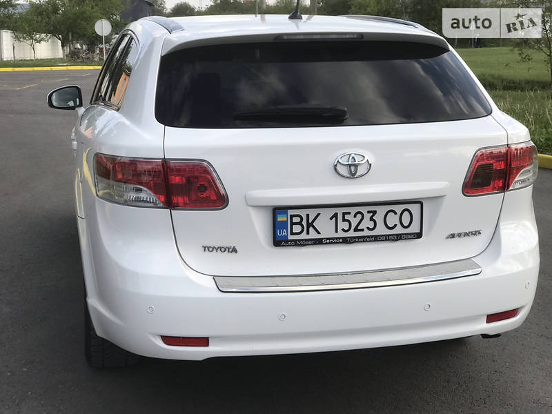 Універсал Toyota Avensis 2011 в Дубні фото 21 Універсал Toyota Avensis 2011 в Дубні