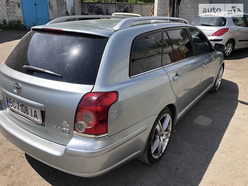 Універсал Toyota Avensis 2007 в Львові