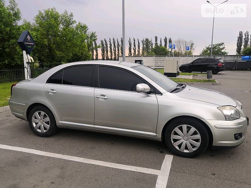 Седан Toyota Avensis 2008 в Борисполі