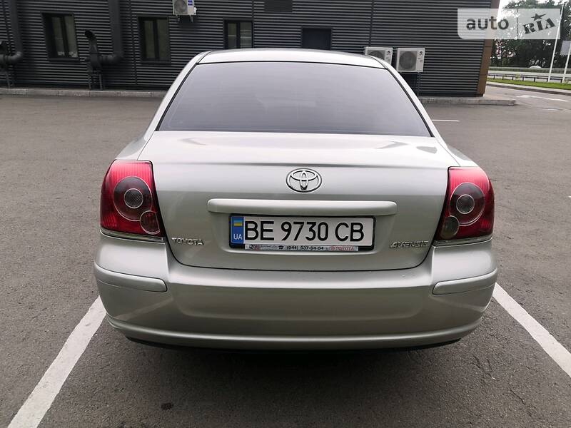 Седан Toyota Avensis 2008 в Борисполі