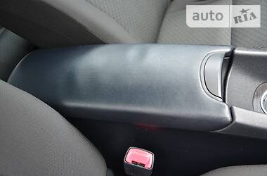 Седан Toyota Avensis 2009 в 