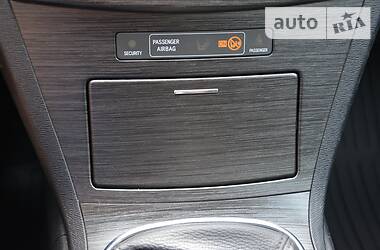 Седан Toyota Avensis 2009 в 