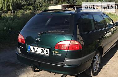 Универсал Toyota Avensis 2000 в Млинове