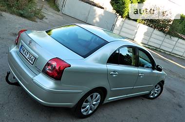 Седан Toyota Avensis 2007 в Ровно