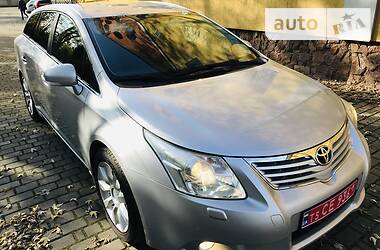 Универсал Toyota Avensis 2009 в Самборе