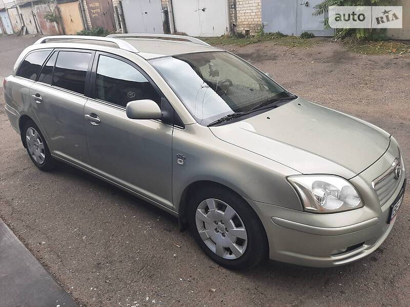 Toyota Avensis T25
