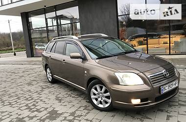 Универсал Toyota Avensis 2005 в Ужгороде